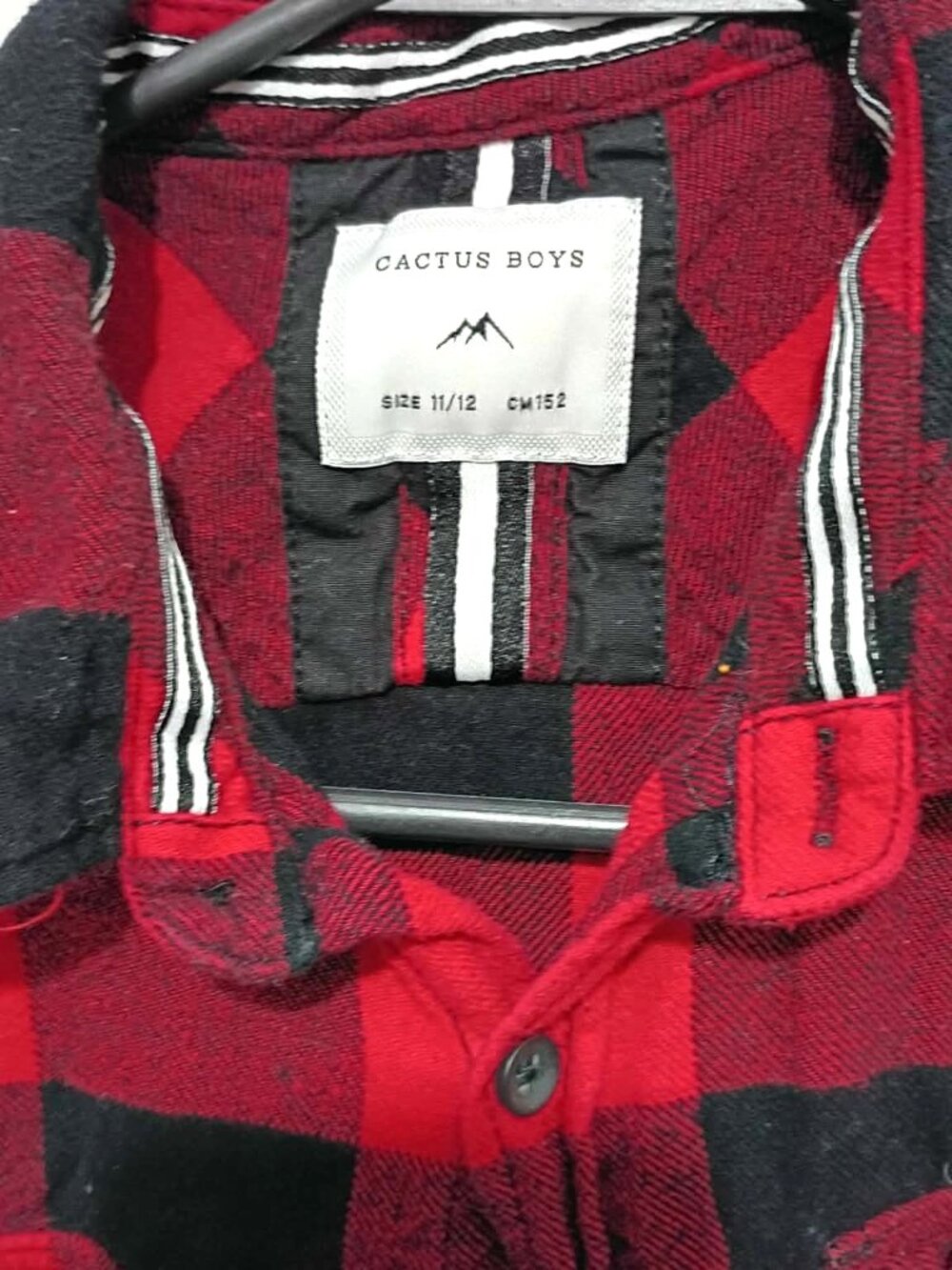 Cactus Boys Red and Black Button up Flannel Shirt, Boys size 11/12 - Picture 2 of 3